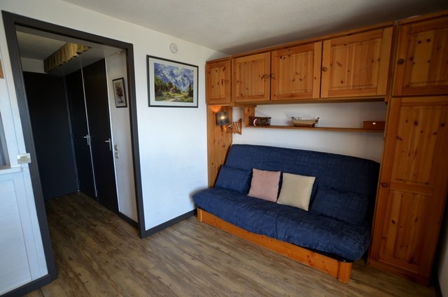 praz-1-36-8-40372
