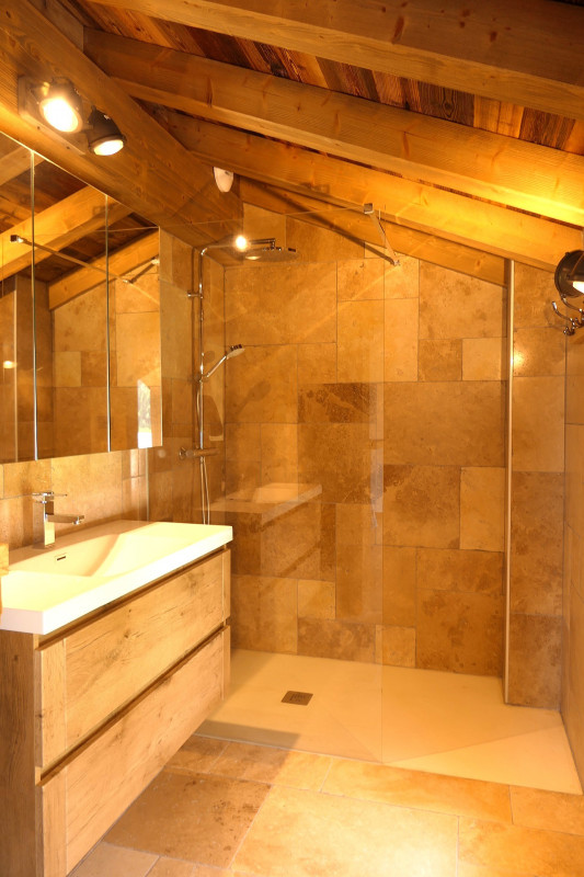 salle-de-douche-2-131925-1449823