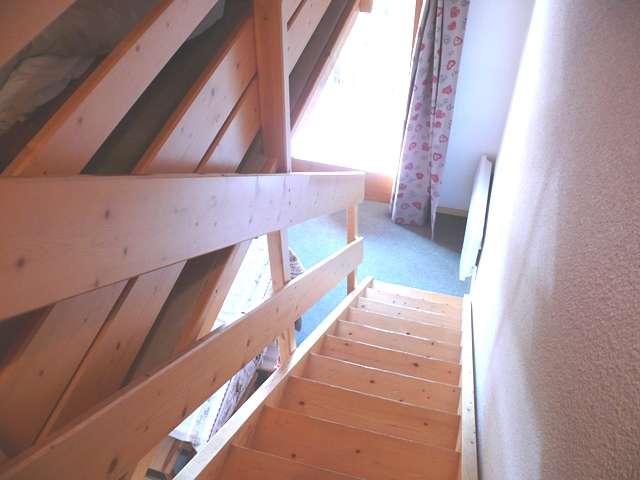 soleil-a-n-21-plan-peisey-peisey-vallandry-escalier