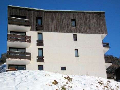 thuria-nov-2010-1-6393